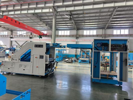 High Speed Plaat tot Plaat 5 Ply Servo Laminating Machine voor gegolfd papier met automatische correctie en servo controle technologie