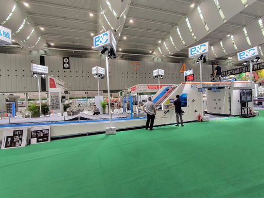 Elektrisch aangedreven 5voudige plaat tot plaat lamineermachine voor 300gm-10mm karton en B E FLUTE