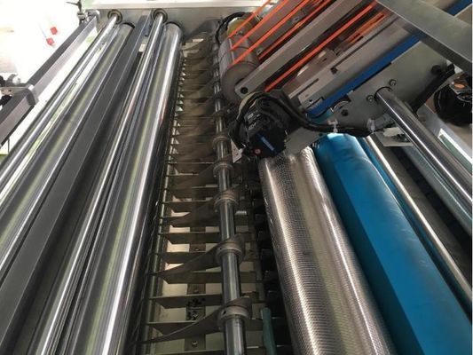 Automatische fluitlamineerder Intelligentized Litho lLaminatie Machine Cardboard Laminator Machine voor golfkastjes