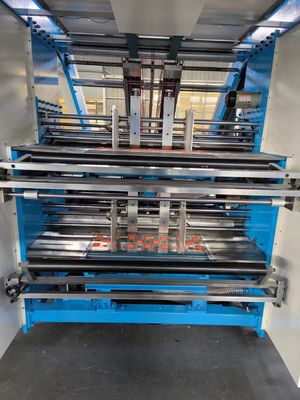 SFC Servo-golflaagmachine voor de hogesnelheidsproductie van 2/3/4/5/7 Ply Board