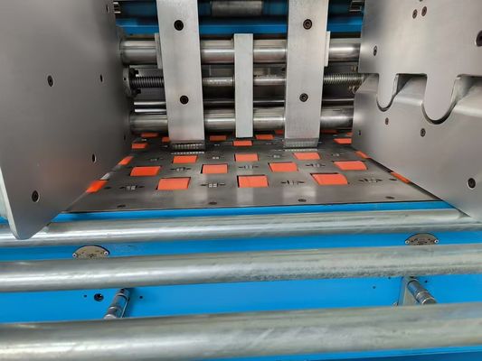 GFS 200m/min High Speed Flute Laminator Machine Overlapping Feeding en Servo Control voor Boards Curved Corrugated