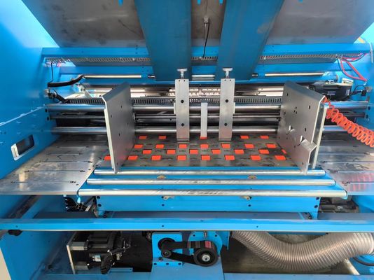 High Speed Flute Laminator Machine met overlappende voeding en servo-besturing