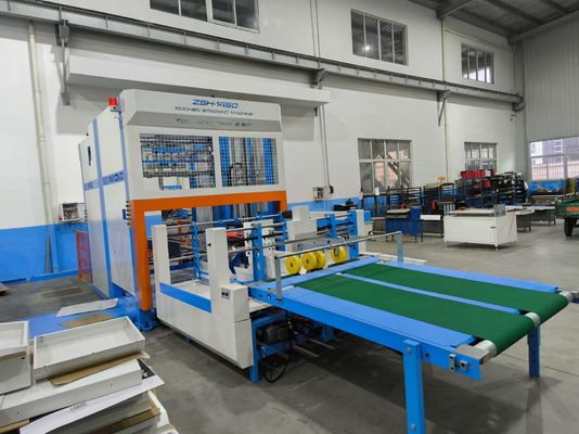 Geavanceerd stapel- en fluitlamineersysteem met automatische stapelmachine voor de productie van golfkarton