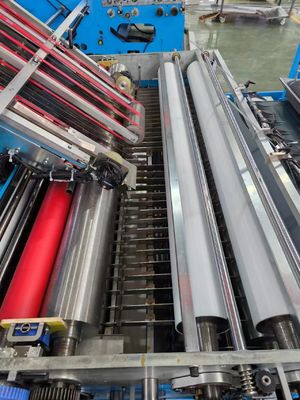 High Speed Plaat tot Plaat 5 Ply Servo Laminating Machine voor gegolfd papier met automatische correctie en servo controle technologie