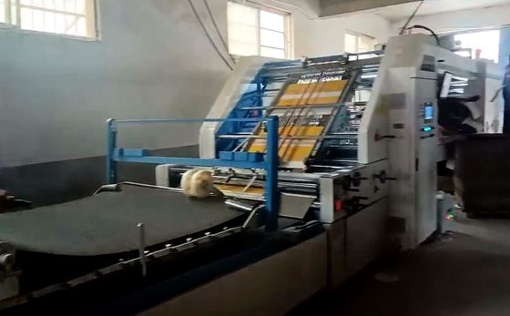 Golfkartondocument het Opzetten Fluit het Lamineren Automatische Machine