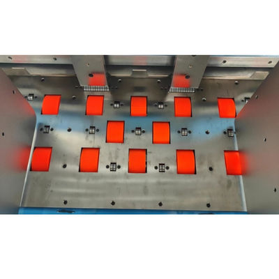Bevestigingsmachine voor het monteren van papier van gegolfd karton
