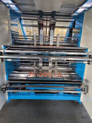 High Speed Servo Model Laminating Geaffineerd Karton Karton Doos Fluit Fluit Laminator Machine