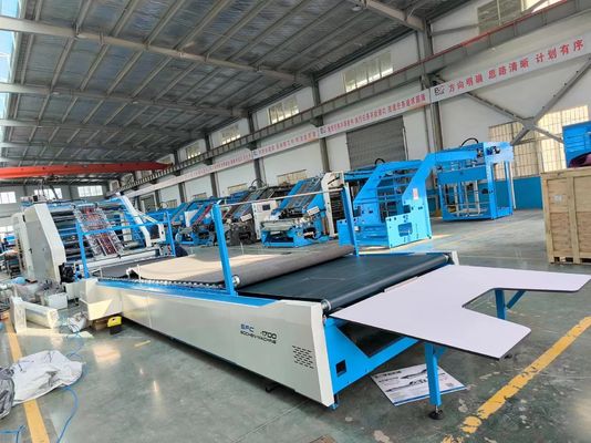 Leedrandvoeding Multifunktioneel Rack Plaat tot Plaat 5 Ply Servo-lamineermachine 160m/min Hoog tempo