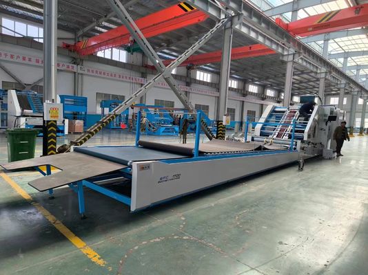 Automatische plaat-tot-plaat lamineermachine voor gegolfd papier met automatische correctie en servocontrole bij 160 m/min