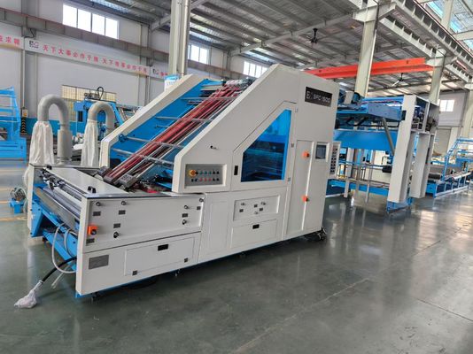 High Precision Sheet To Sheet Laminating Machine voor gegolfd papier met automatische servocontrole en correctie