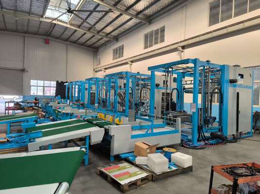 Automatische Flip Flop Stacker Machine die Slow Paper Table en andere componenten voor automatisch papier tellen, draaien en stapelen integreert